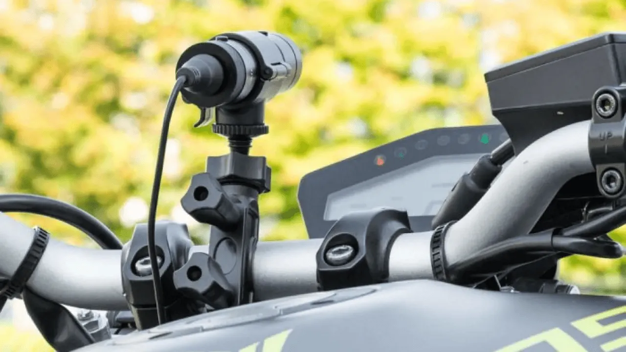 reasons-to-buy-motorcycle-dash-cam